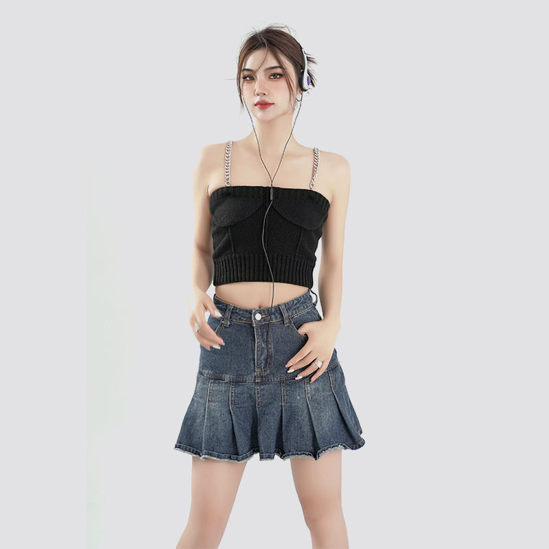 Bagaimana Tank Top Rajutan Membantu Anda Tetap Sejuk dan Nyaman di Cuaca Panas?